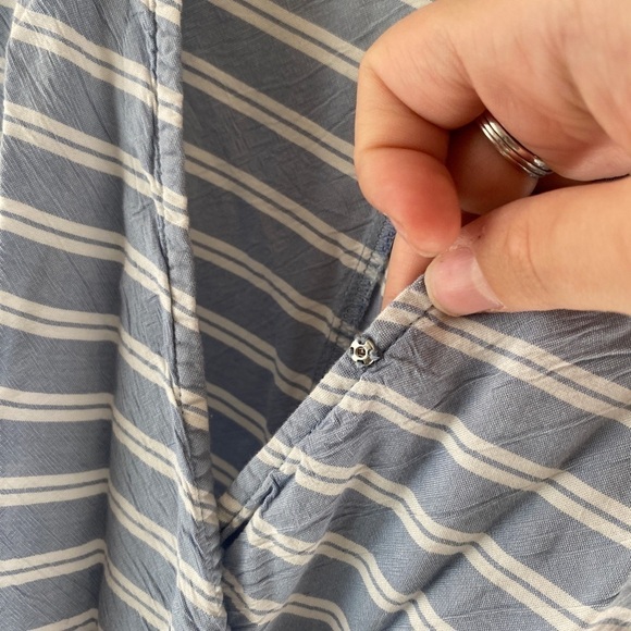 Forever 21 blue long sleeve romper blue and white - Picture 4 of 5